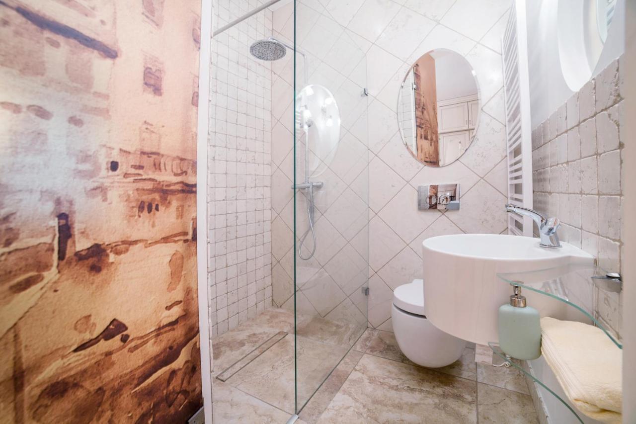 Empire Apartment Warsaw Ngoại thất bức ảnh